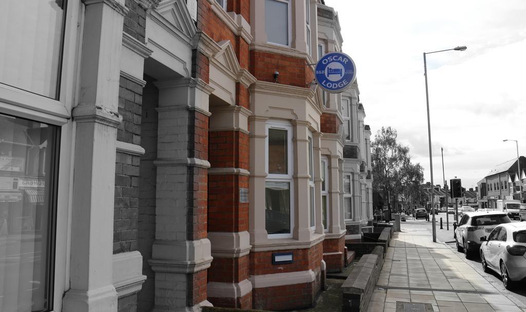 Oscar Lodge Northampton Exterior foto